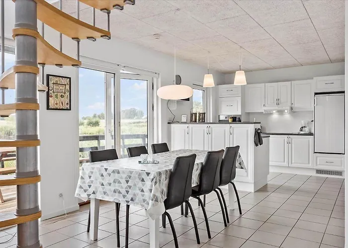 Ll229-humble-engsvinget-8